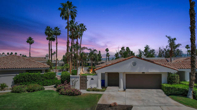 80671 Cherry Hills Drive, La Quinta CA: https://media.crmls.org/mediaz/336a32b5-1a5f-4ade-9e50-b5f6e8df7c3b.jpg