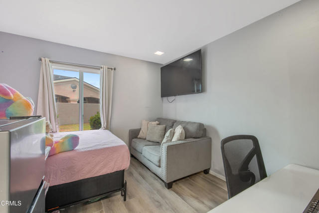 Detail Gallery Image 17 of 30 For 502 Holly Ave, Oxnard,  CA 93036 - 4 Beds | 2 Baths