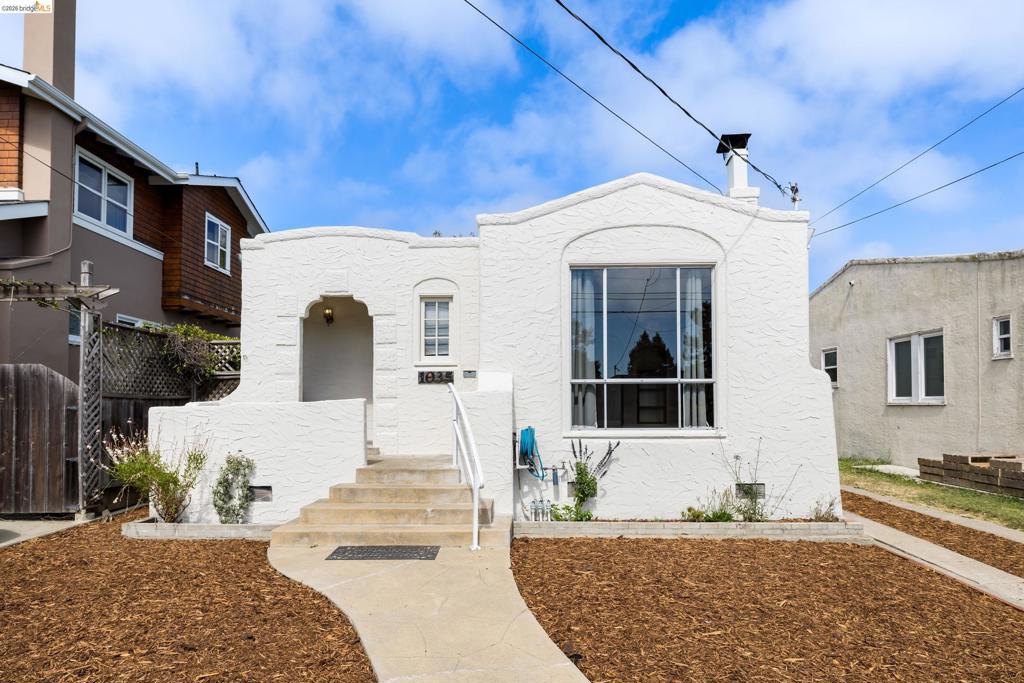 1035 Pomona Ave