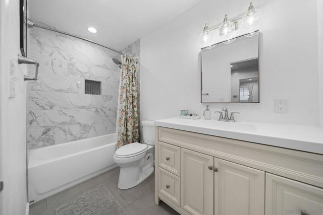 1780 Grove Rd, El Cajon CA: https://media.crmls.org/mediaz/336d24d2-3190-48ac-a3ff-95aff846c28d.jpg