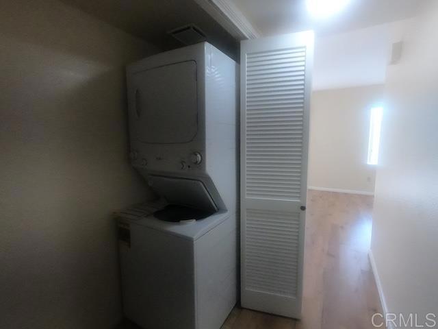 Detail Gallery Image 14 of 43 For 1677 Melrose Ave #F,  Chula Vista,  CA 91911 - 3 Beds | 2 Baths