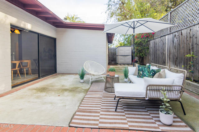 Detail Gallery Image 5 of 29 For 50 Grace Ter, Pasadena,  CA 91105 - 2 Beds | 2 Baths