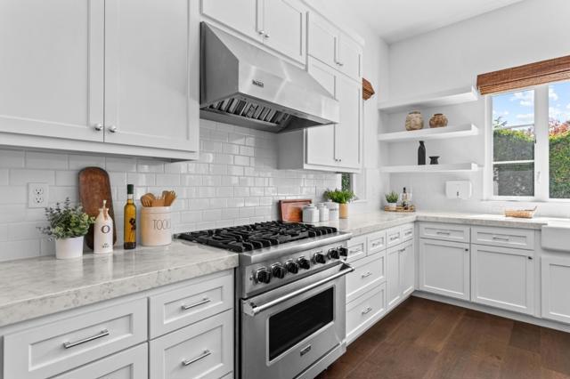 42059 Vinha Way, Fremont CA: https://media.crmls.org/mediaz/336e2b1c-907b-45af-8a91-25bce97989bb.jpg