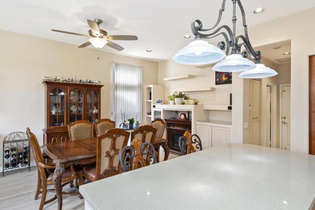 78108 Foxbrook Lane, Palm Desert CA: https://media.crmls.org/mediaz/336f1cba-84fe-40c4-8b42-921838b3df8f.jpg