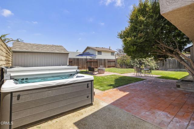 3051 Ketch Place, Oxnard CA: https://media.crmls.org/mediaz/336f1fa3-d05c-488f-9874-02bf3ad85ddd.jpg