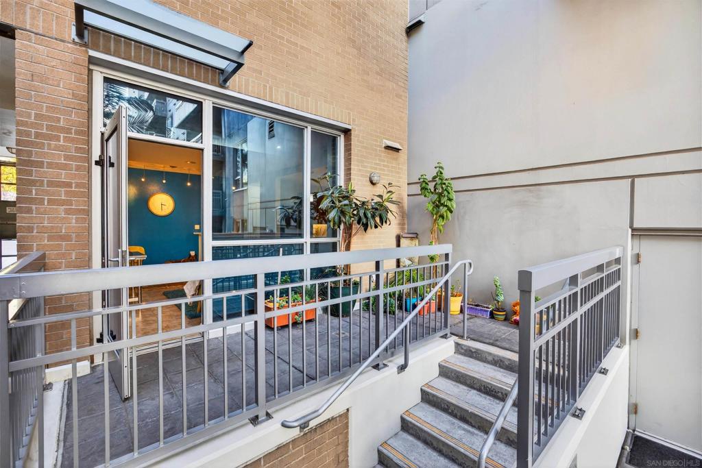 300 W Beech - photo 7