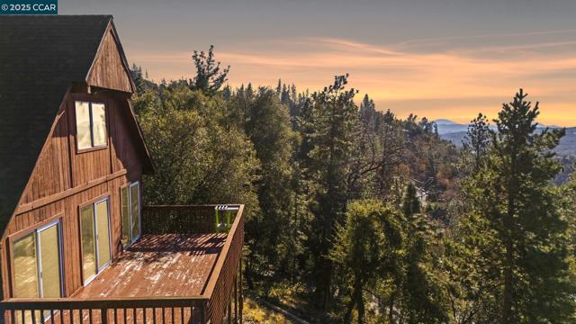 18957 Stag Circle, Tuolumne CA: https://media.crmls.org/mediaz/336f9ad7-92d5-45f6-bcbe-9b835ba77e8c.jpg