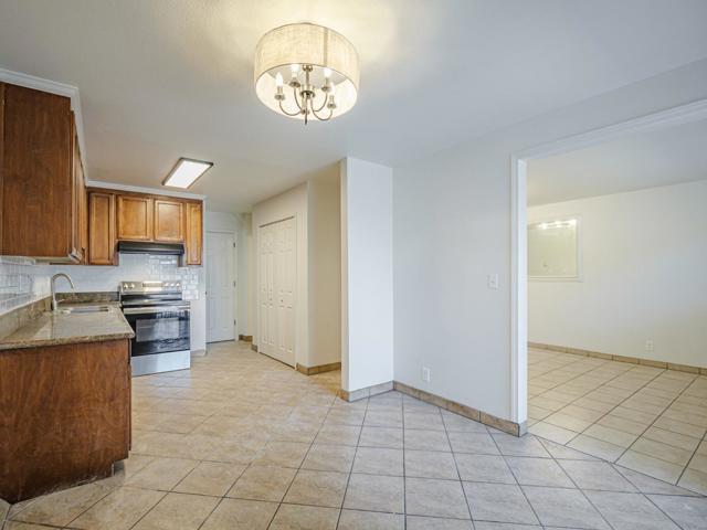914 Acosta Plaza, Salinas CA: https://media.crmls.org/mediaz/3370a602-501f-41b8-997e-534d462a775a.jpg