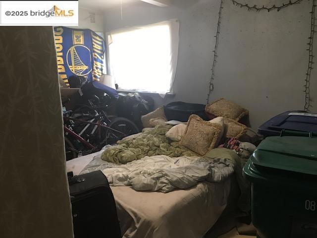 22807 Alice, Hayward CA: https://media.crmls.org/mediaz/3370fd89-6976-4116-82f1-4356727a13c1.jpg