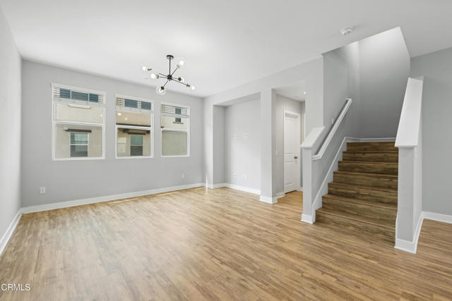 623 W Foothill Boulevard, Glendora CA: https://media.crmls.org/mediaz/3371ca46-1499-4f78-9d47-148d341f5351.jpg