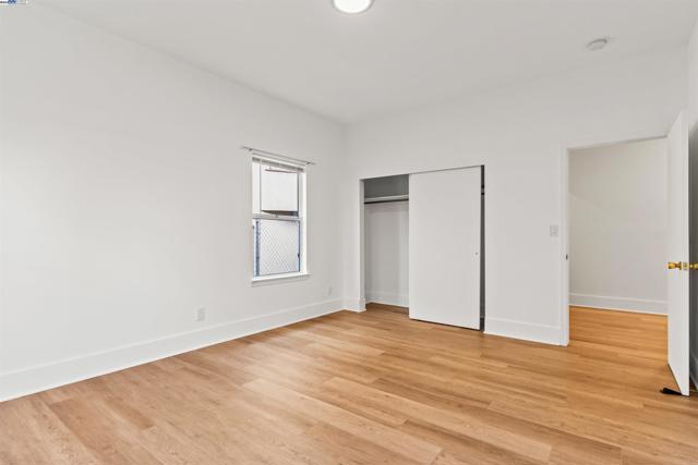 1206 E 23rd St, Oakland CA: https://media.crmls.org/mediaz/3371cf8b-0b12-4ee6-9f65-fac44a761d3e.jpg