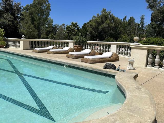 16730 Via De Los Rosales, Rancho Santa Fe, California 92067, 5 Bedrooms Bedrooms, ,5 BathroomsBathrooms,Single Family Residence,For Sale,Via De Los Rosales,240019084SD