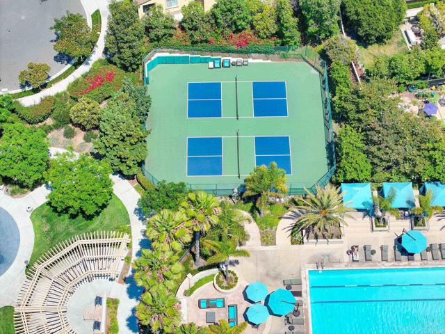 3507 FOUR PEAKS, Carlsbad CA: https://media.crmls.org/mediaz/33740b8b-859c-4aed-b034-fcae57cde8fd.jpg