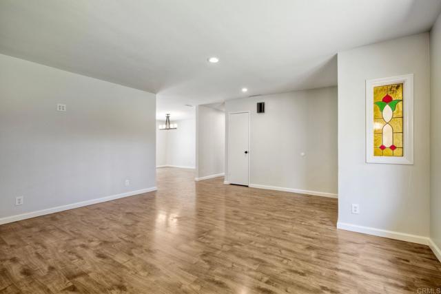 Detail Gallery Image 12 of 39 For 1019 Highland Dr, Vista,  CA 92083 - 3 Beds | 2 Baths