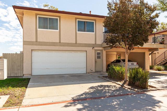 8842 Mission Vega Ct, Santee CA: https://media.crmls.org/mediaz/33763087-70cb-4985-aba9-110c4b99742a.jpg