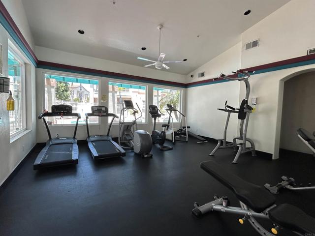 11422 Via Rancho San Diego, El Cajon CA: https://media.crmls.org/mediaz/3376c8a4-7ad0-4e31-b6f0-21586c4638e5.jpg