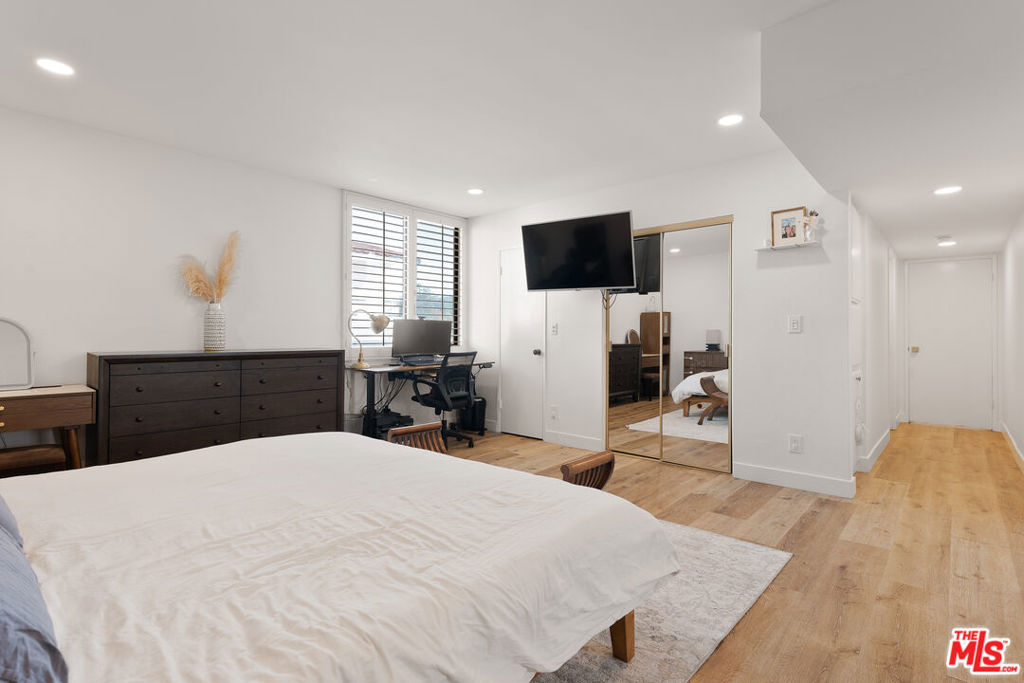 MLS #25622397 image #12