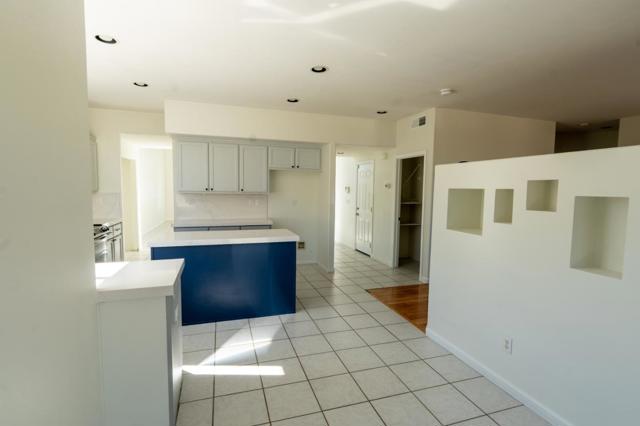 441 Adrian Court, Hollister CA: https://media.crmls.org/mediaz/33780ba0-fa16-4909-ba00-781edcee7ca8.jpg