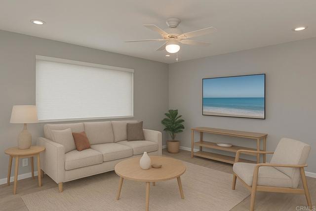 Detail Gallery Image 4 of 19 For 10760 N Magnolia Ave #B6,  Santee,  CA 92071 - 3 Beds | 1/1 Baths