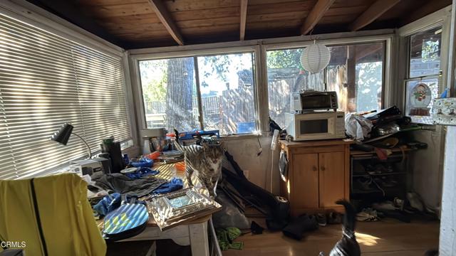 229 S Padre Juan Avenue, Ojai CA: https://media.crmls.org/mediaz/3378f7d1-4201-4224-9b7c-e4a7a6d55ad7.jpg