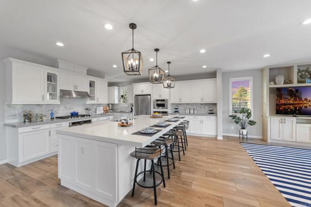 Detail Gallery Image 12 of 68 For 2990 Eldenberry St, Escondido,  CA 92029 - 5 Beds | 4/1 Baths