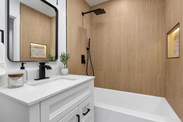 Detail Gallery Image 27 of 46 For 1356 Pleasant Hill St, Escondido,  CA 92026 - 3 Beds | 2 Baths