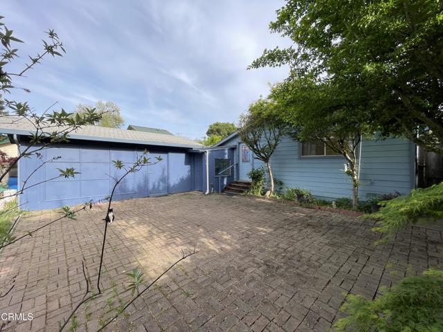 458 E San Francisco Avenue, Willits CA: https://media.crmls.org/mediaz/337a3b68-e22a-4dd2-97dd-16d861afd6b4.jpg