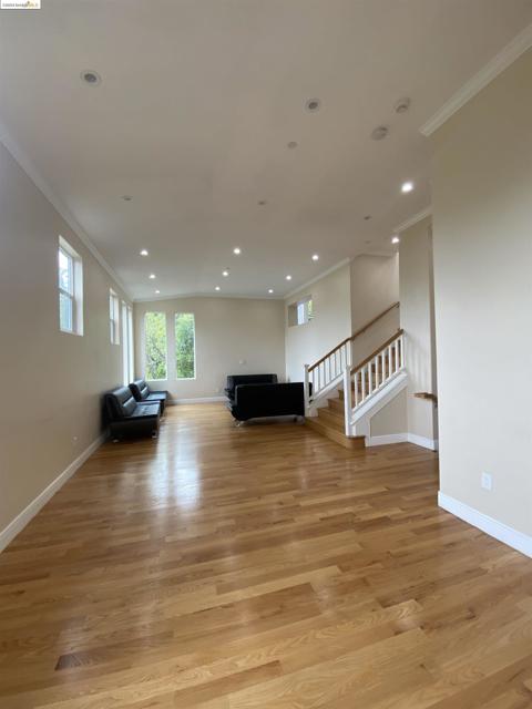 Image 4 of 10 For 7026 Devon Way