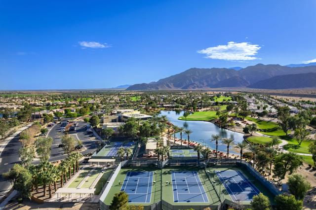 61260 Portulaca Drive, La Quinta CA: https://media.crmls.org/mediaz/337cb6cc-e8fd-4fc7-a6eb-02ade79c73c5.jpg