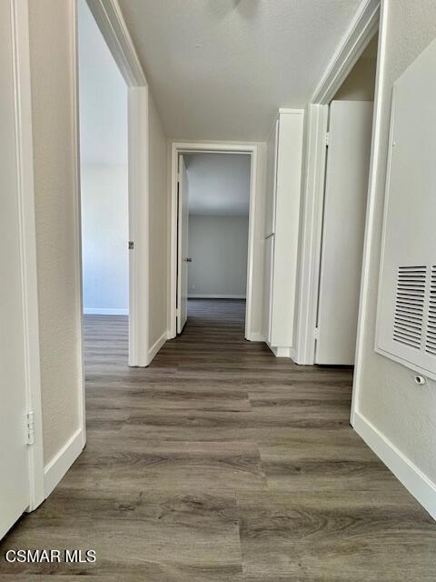 24479 Valle Del Oro, Newhall CA: https://media.crmls.org/mediaz/337cea70-805c-4be9-997c-bbec4ab5263f.jpg