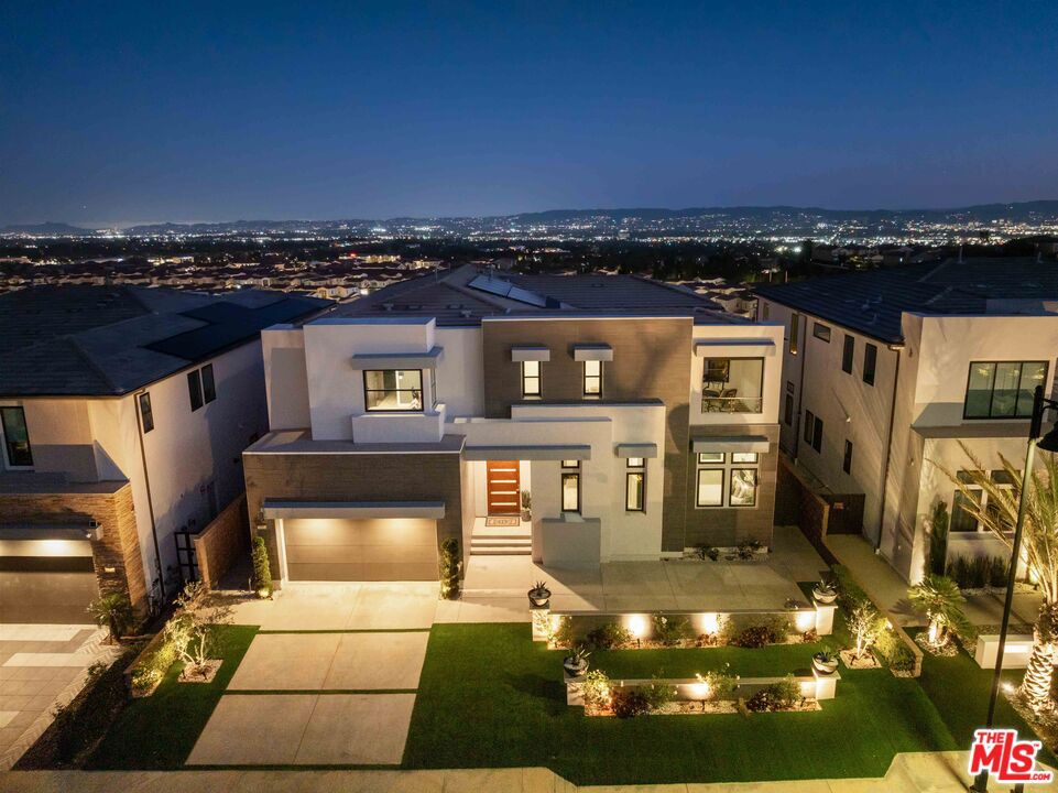 20524 W Shelley Lane