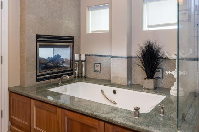 643 Beach Drive, Aptos CA: https://media.crmls.org/mediaz/337e0004-fa87-4681-97e8-4120d0bbc156.jpg