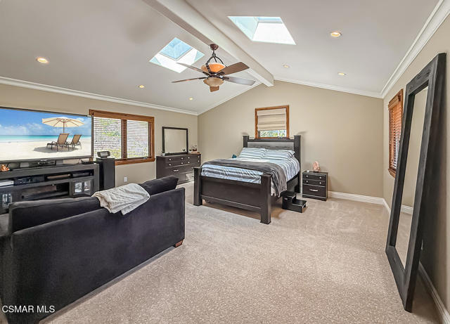 31145 Lobo Vista Road, Agoura Hills CA: https://media.crmls.org/mediaz/337e726c-26a5-4953-b438-cd39e0ecaa71.jpg