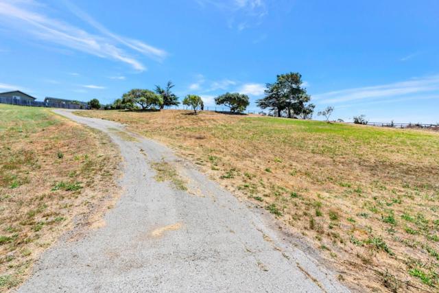 501 Trail Drive, Moss Landing CA: https://media.crmls.org/mediaz/337ff0ad-d116-4cef-b6de-65c70fc61fcf.jpg
