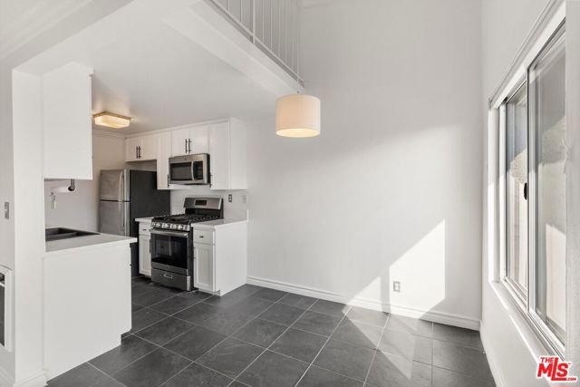 1125 Pico Boulevard, Santa Monica CA: https://media.crmls.org/mediaz/33806b7c-3789-4472-97e1-3bee4f0de815.jpg