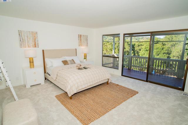4732 Mira Vista Drive, Castro Valley CA: https://media.crmls.org/mediaz/3380a8fb-f735-4f5c-8f96-aa4b7701a375.jpg