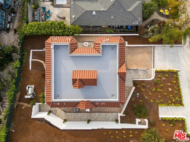 2348 Baxter Street, Los Angeles CA: https://media.crmls.org/mediaz/3380e2e7-4de4-4a7a-aa3b-df518a1336bd.jpg