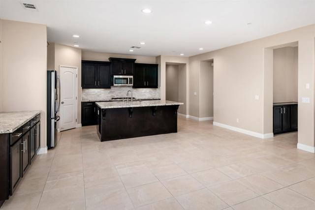 Detail Gallery Image 25 of 51 For 3722 Bergen Peak Pl, Carlsbad,  CA 92010 - 3 Beds | 2/1 Baths