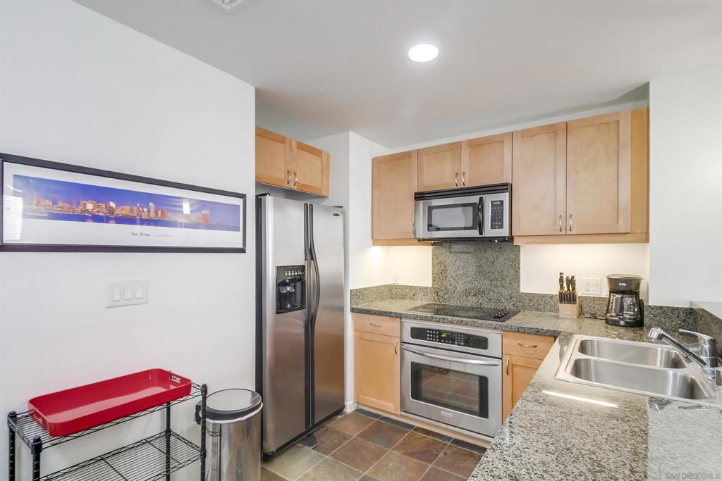 1150 J - photo 11