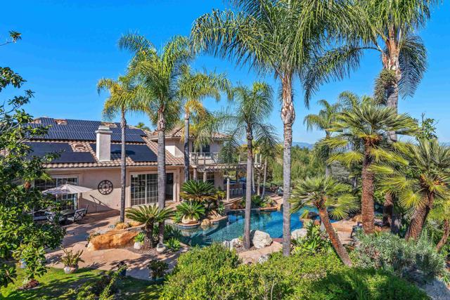 2034 Ridgecrest Place, Escondido CA: https://media.crmls.org/mediaz/33822545-34d0-4695-86b8-23b9edc3ce27.jpg