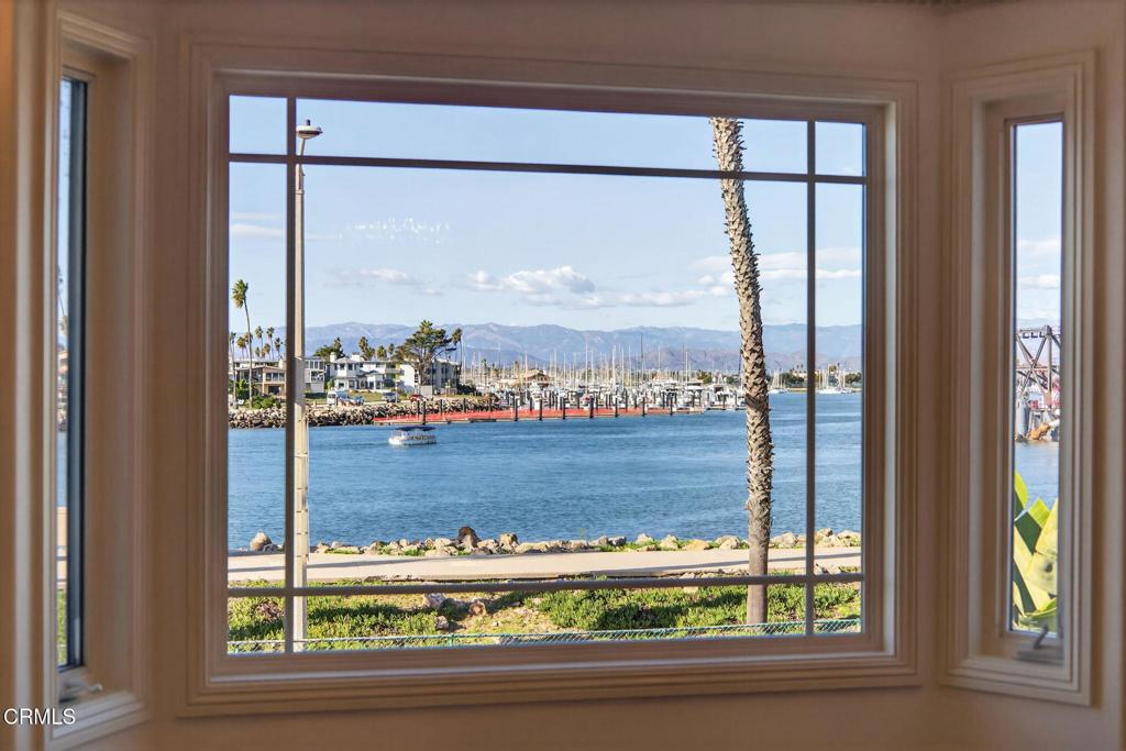 MLS #V1-33403 image #11