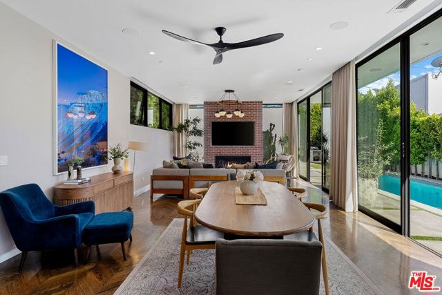 1102 Amoroso Place, Venice CA: https://media.crmls.org/mediaz/3382724f-1f2b-4965-b437-3404825b1677.jpg