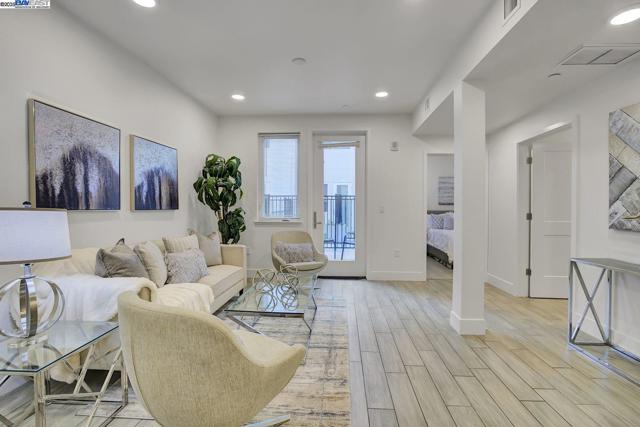 42111 Osgood Rd, Fremont CA: https://media.crmls.org/mediaz/33829fc6-b179-434c-8a7b-a3eefd869c6e.jpg