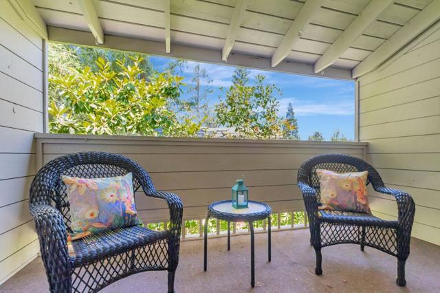 105 Strathmore Place, Los Gatos CA: https://media.crmls.org/mediaz/3383fd11-34fa-457a-94b4-4305020a131d.jpg