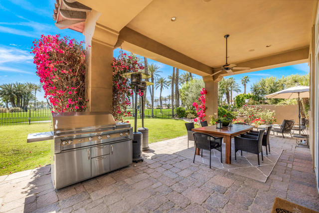 56025 Village Drive, La Quinta CA: https://media.crmls.org/mediaz/3386c68e-6dfb-4f37-904a-83f46e170e11.jpg