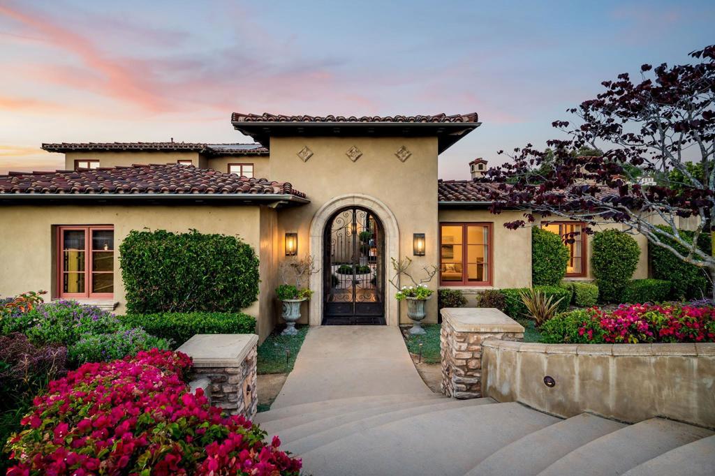 MLS #250031242SD image #2