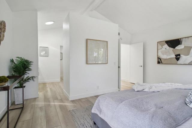 1 Spinnaker Place, Redwood City CA: https://media.crmls.org/mediaz/3386f6c6-308b-436b-afab-d7241cf09f50.jpg