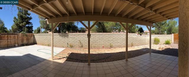 125 Asusena Dr, Palmdale CA: https://media.crmls.org/mediaz/33875b57-dcdc-4218-bd7a-25d17d73900e.jpg