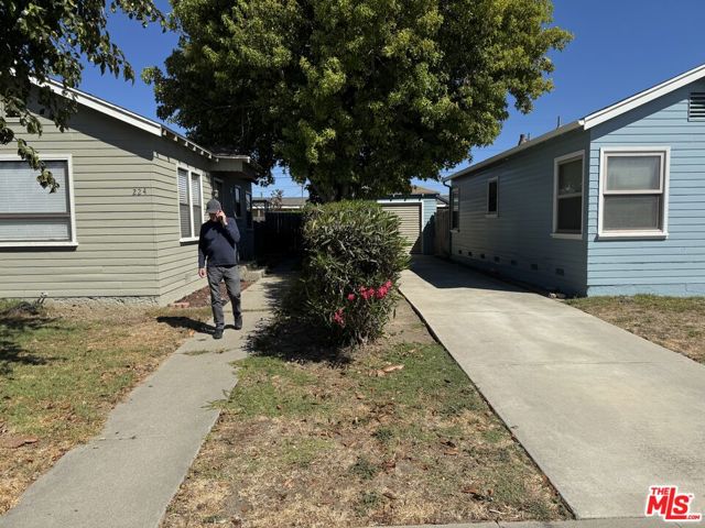 224 N F Street, Lompoc CA: https://media.crmls.org/mediaz/33879de2-63ad-4bfd-87cf-c306ed7f6889.jpg