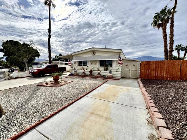 32075 Westchester Drive, Thousand Palms CA: https://media.crmls.org/mediaz/3387f818-5456-44e4-86a3-77bcfbbecaaf.jpg